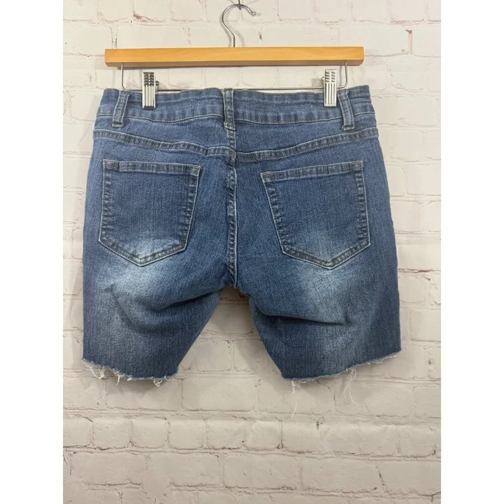 American Quality Denim DIY Cut Off Jean Shorts  Juniors Size 9 Medium Wash